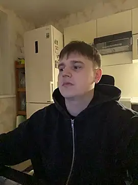 Snapshot of AlphaStream chatting on 03-07-26, 06:16 AlphaStream online show from 03-07-26, 06:16