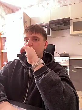 Snapshot of AlphaStream chatting on 03-10-26, 01:49 AlphaStream online show from 03-10-26, 01:49