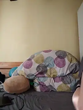 Bella-Monroe online show from 04-30-26, 04:35