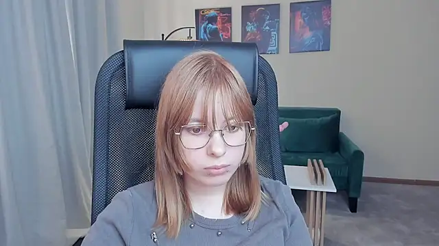 Snapshot of NiaHodge chatting on 03-11-26, 12:22 NiaHodge online show from 03-11-26, 12:22