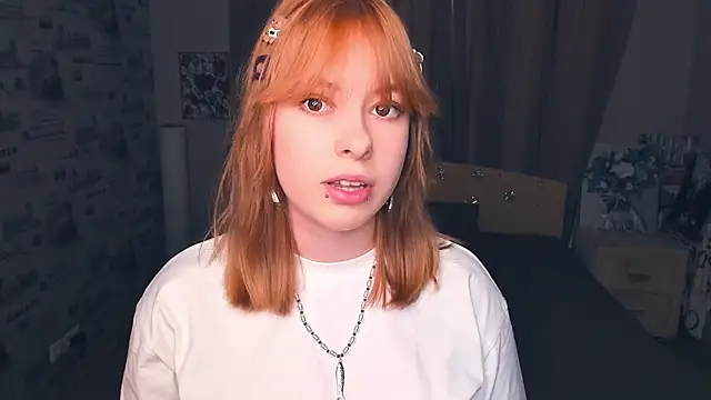 Snapshot of NiaHodge chatting on 03-16-26, 08:29 NiaHodge online show from 03-16-26, 08:29