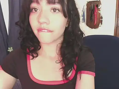 Katiieee online show from 05-07-26, 08:47