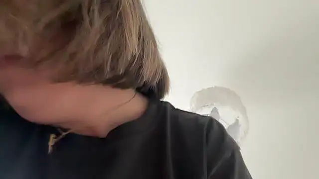 annabellewarick online show from 04-23-26, 05:04