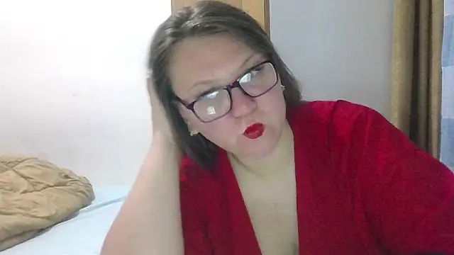 Snapshot of MuseChic_Wild chatting on 05-18-26, 10:15 MuseChic Wild online show from 05-18-26, 10:15