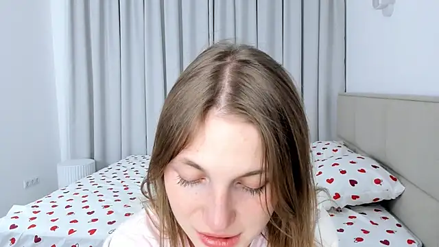 ErinnPieloch online show from 03-17-26, 07:28