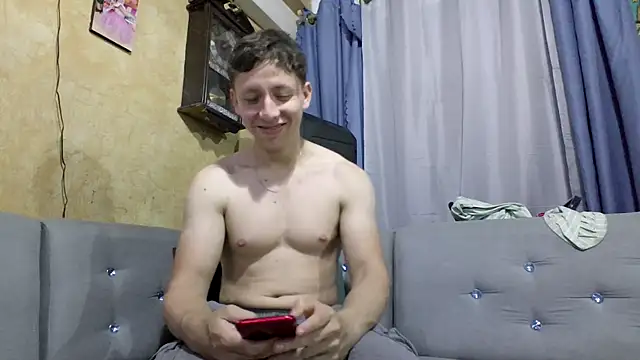 paulcevallos05 online show from 06-11-26, 11:58