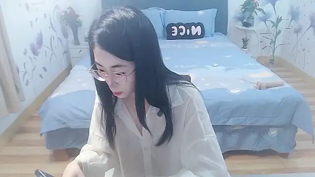 mila-baby-99 online show from 04-06-26, 12:41