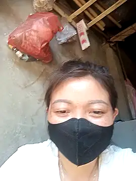 Bling-pusy online show from 04-12-26, 04:28