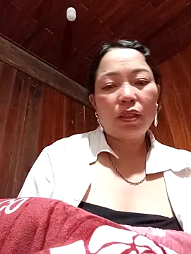 Yellow-pink online show from 03-12-26, 02:12