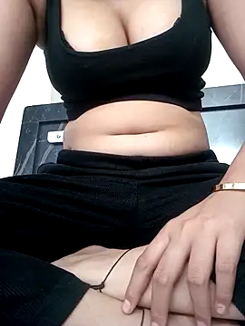 Snapshot of Nehaa_nude chatting on 04-15-26, 04:52 Nehaa nude online show from 04-15-26, 04:52