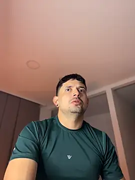 TroyeSavage online show from 04-26-26, 10:57