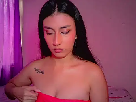 Snapshot of KattySquirtt chatting on 03-12-26, 08:59 KattySquirtt online show from 03-12-26, 08:59