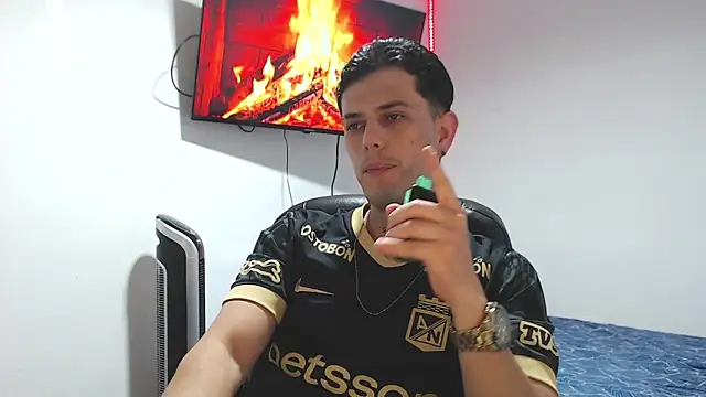 JUAN CAMILOXXX online show from 04-11-26, 05:01