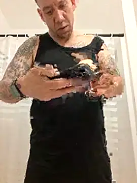 Brandon23xxxgb online show from 04-20-26, 02:25