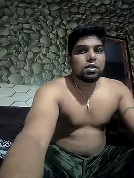 Snapshot of kamasutra012345 chatting on 05-08-26, 06:57 kamasutra012345 online show from 05-08-26, 06:57