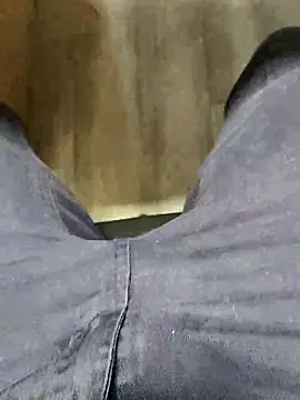 Snapshot of Alexdu89 chatting on 03-10-26, 08:08 Alexdu89 online show from 03-10-26, 08:08