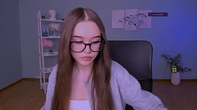 nila eclipse online show from 03-15-26, 09:26