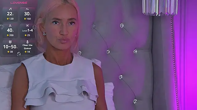 MonicaRice online show from 04-07-26, 07:31