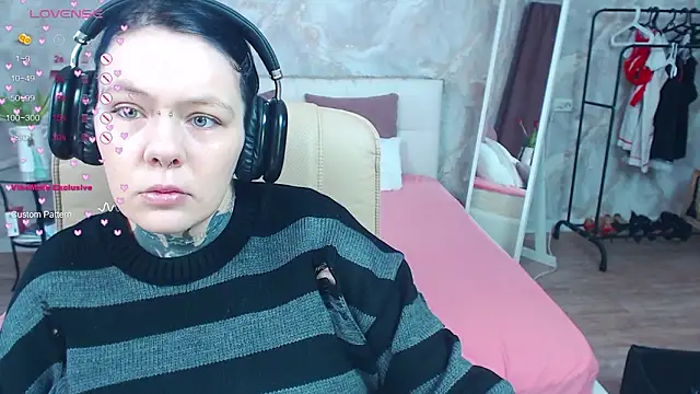 Qwerty Anna Lbo online show from 03-11-26, 03:34