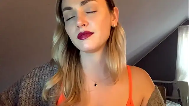 ScarlettSensitive online show from 03-12-26, 03:40