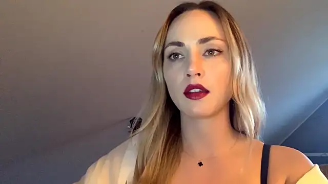 ScarlettSensitive online show from 03-26-26, 04:12