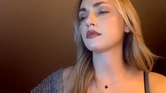 ScarlettSensitive online show from 04-15-26, 08:09