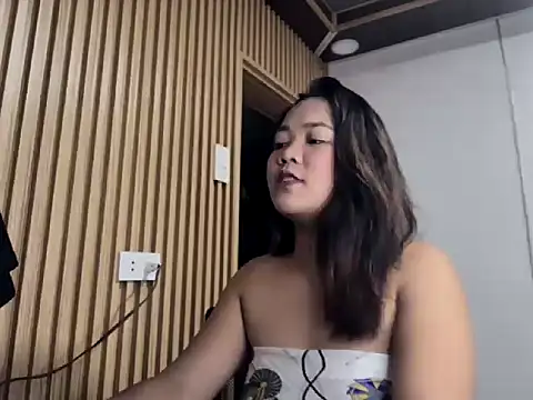  georgiax  online show from 03-25-26, 05:52