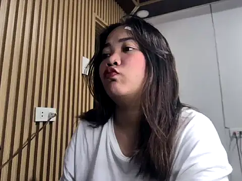  georgiax  online show from 04-18-26, 05:50