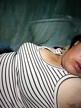 Min-in online show from 04-25-26, 01:41