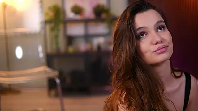 Lena Laurent online show from 03-21-26, 11:15