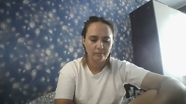 Alisa07qw online show from 06-10-26, 02:56