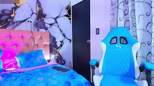 Snapshot of Megaan__foxx chatting on 03-11-26, 08:04 Megaan foxx online show from 03-11-26, 08:04