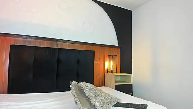 Skinny Mac online show from 03-27-26, 01:11