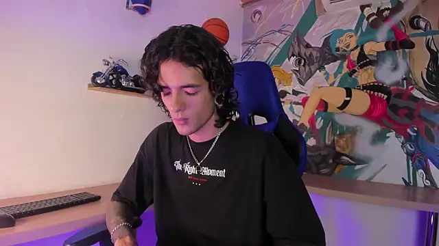 Skinny Mac online show from 04-21-26, 01:50