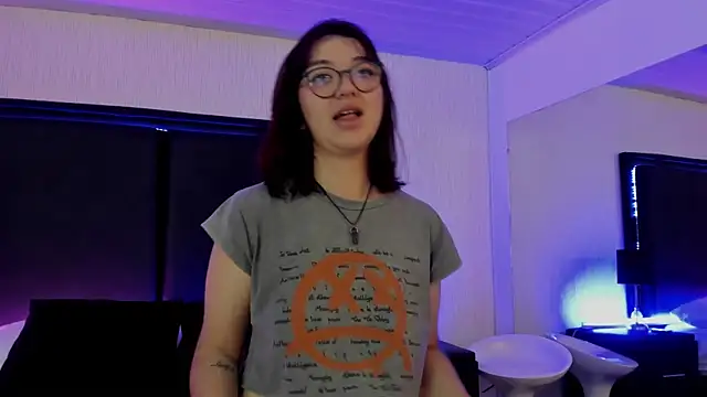 LilithBluum online show from 04-05-26, 11:40