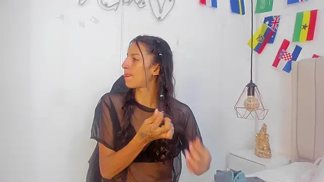 Abril Castroo online show from 07-17-26, 12:01