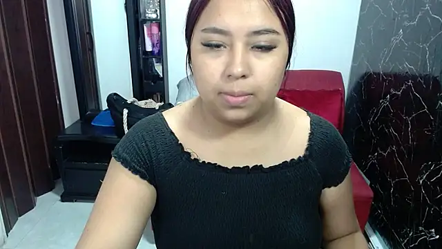 Snapshot of candymorena69 chatting on 06-19-26, 12:42 candymorena69 online show from 06-19-26, 12:42