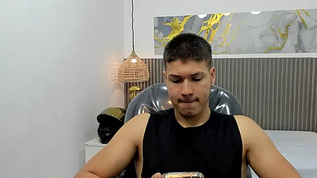 AlessandroFranco online show from 03-31-26, 01:44