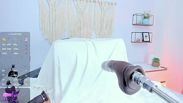 alexaa lovely online show from 04-23-26, 02:30