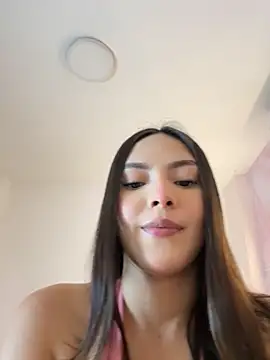 Adalyn Cute online show from 05-17-26, 11:39