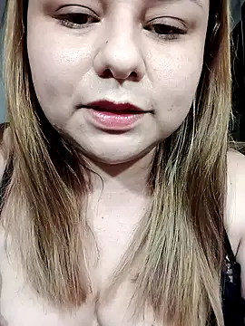 jennyyhottt online show from 04-22-26, 05:03