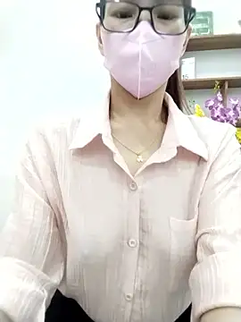 Mai phuong online show from 04-21-26, 12:23