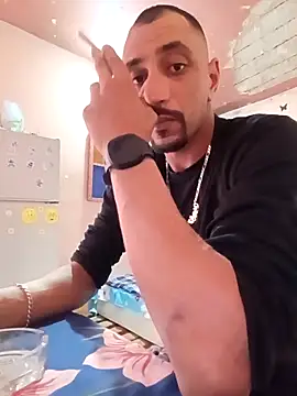 L7assTbabn online show from 04-05-26, 06:05