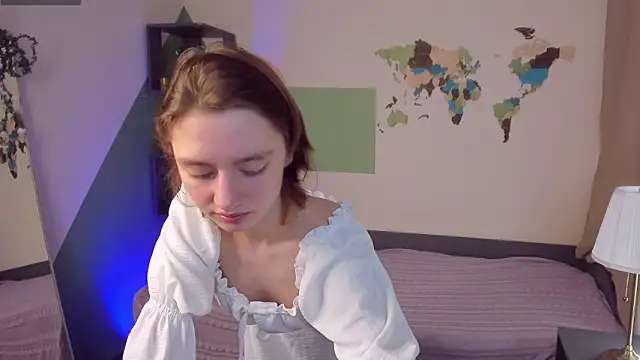 Pretty Victoria online show from 03-16-26, 05:44