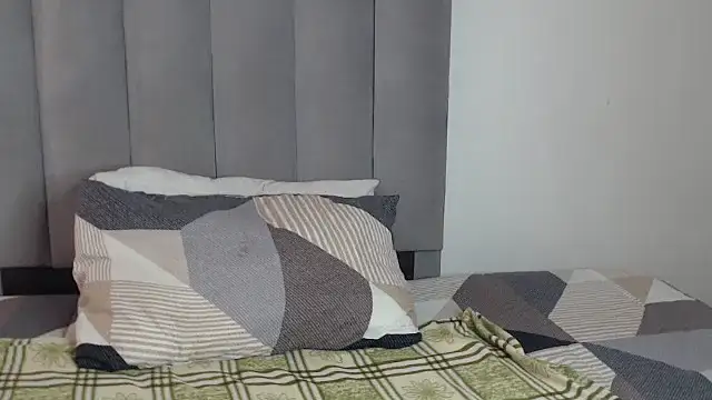 Tasha xxx online show from 04-15-26, 08:21