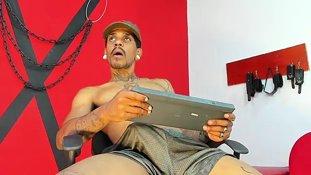 raven  crow online show from 03-20-26, 02:44