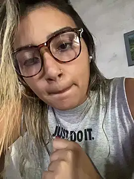 Snapshot of miicbebita chatting on 03-30-26, 03:57 miicbebita online show from 03-30-26, 03:57
