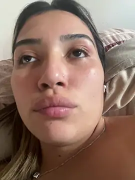 Snapshot of miicbebita chatting on 04-18-26, 07:58 miicbebita online show from 04-18-26, 07:58