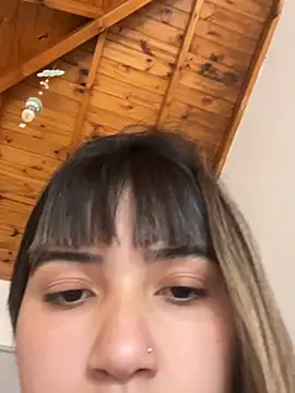 Snapshot of miicbebita chatting on 04-22-26, 03:13 miicbebita online show from 04-22-26, 03:13