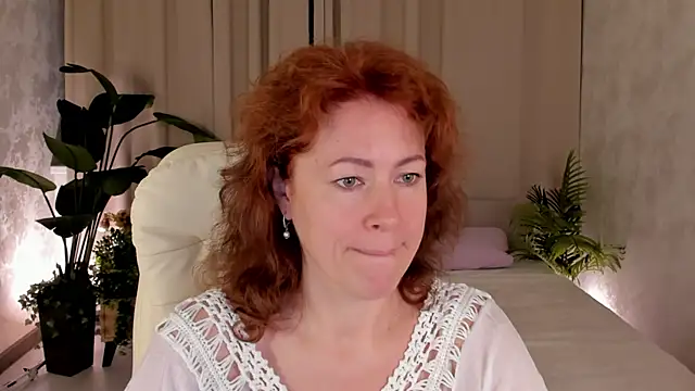LeticiaRomano online show from 06-04-26, 04:07